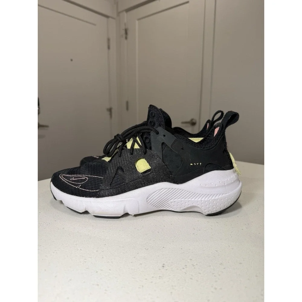 Nike Huarache Type‎ N.354 Black Men's 8 BQ5102-001
